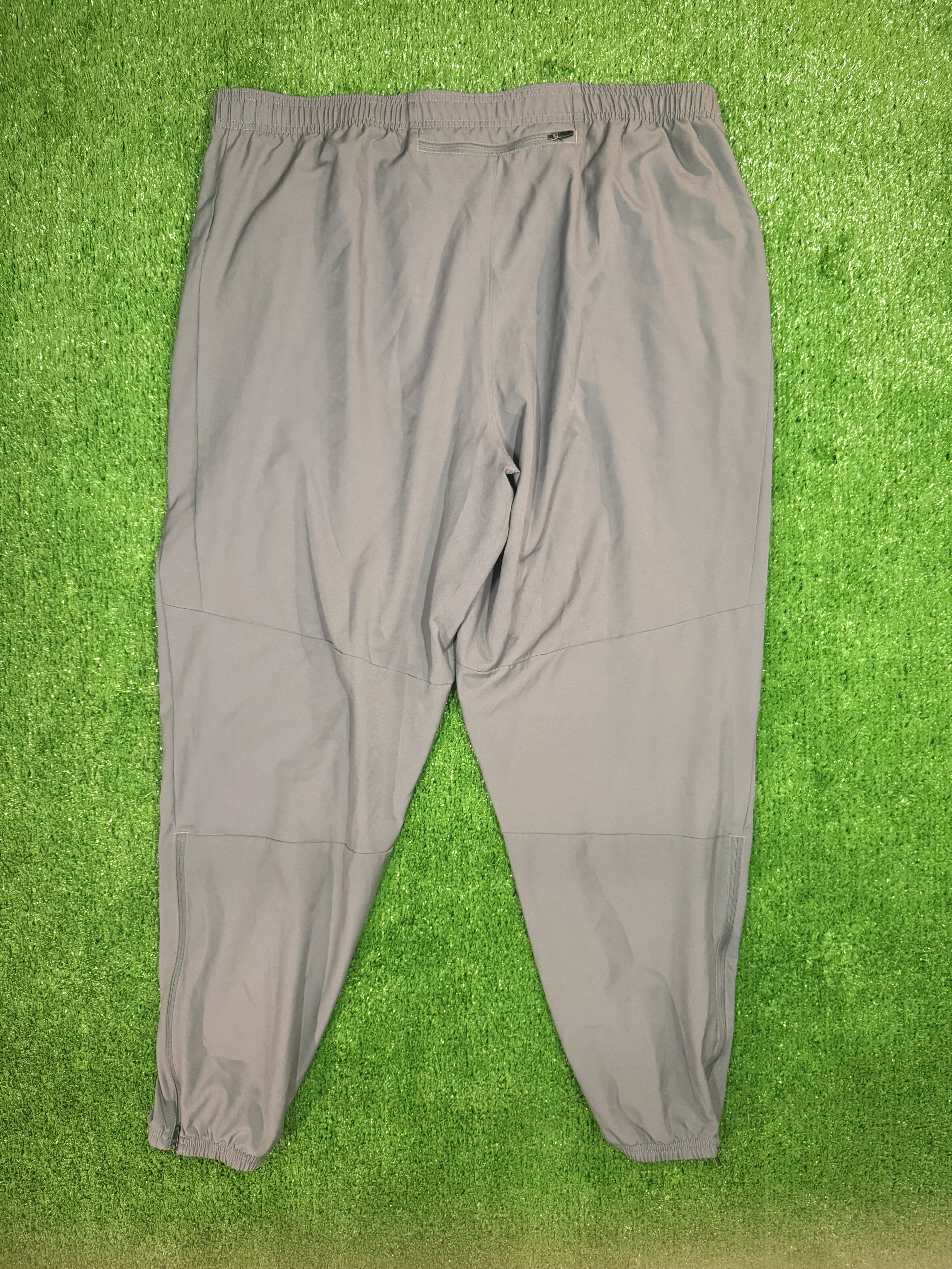Gray Away-Game Suit