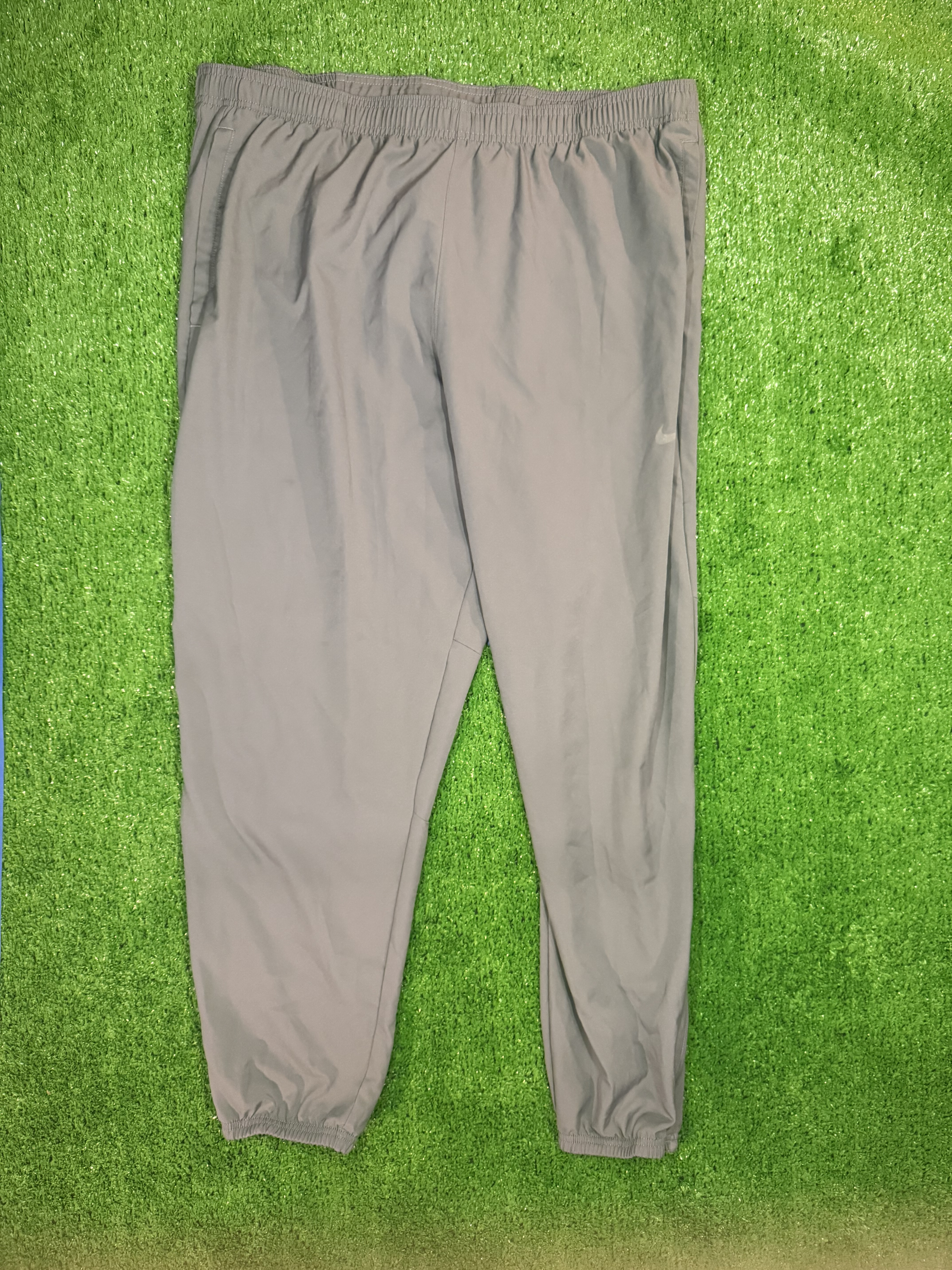 Gray Away-Game Suit
